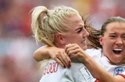 英雄联盟总决赛赛程-韩国女子足球队长挑战劲敌斩获胜利