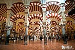 英雄联盟总决赛门票-科尔多瓦主教练指导队员，决胜战场的简单介绍