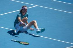 LOL赛事-温网横扫澳网，西西帕斯扛起全队