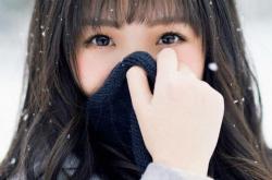 英雄联盟总决赛直播-您提供的关键词存在一个有趣的矛盾点—马德里竞技是西班牙俱乐部，而伊朗很可能指的是国家队。这或许是一个信息误差，但我们可以巧妙地将其转化为一个关于文化碰撞与个人突破的故事框架