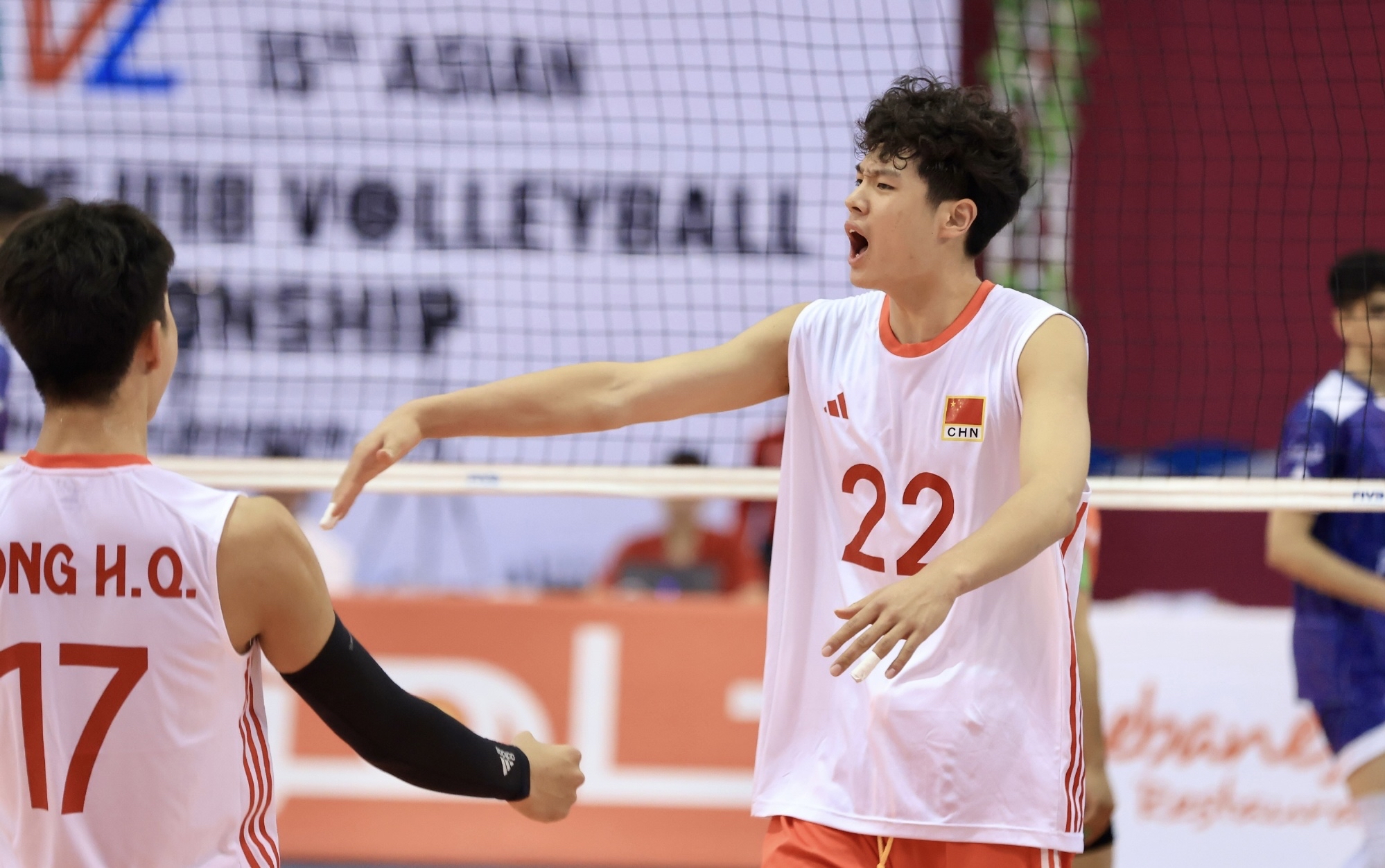 伊朗球队喜迎胜利,实现小组赛三连胜的简单介绍 伊朗球队喜迎胜利,实现小组赛三连胜的简单介绍