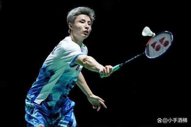 韩国队横扫日本队,石宇奇刷新纪录 韩国队横扫日本队,石宇奇刷新纪录