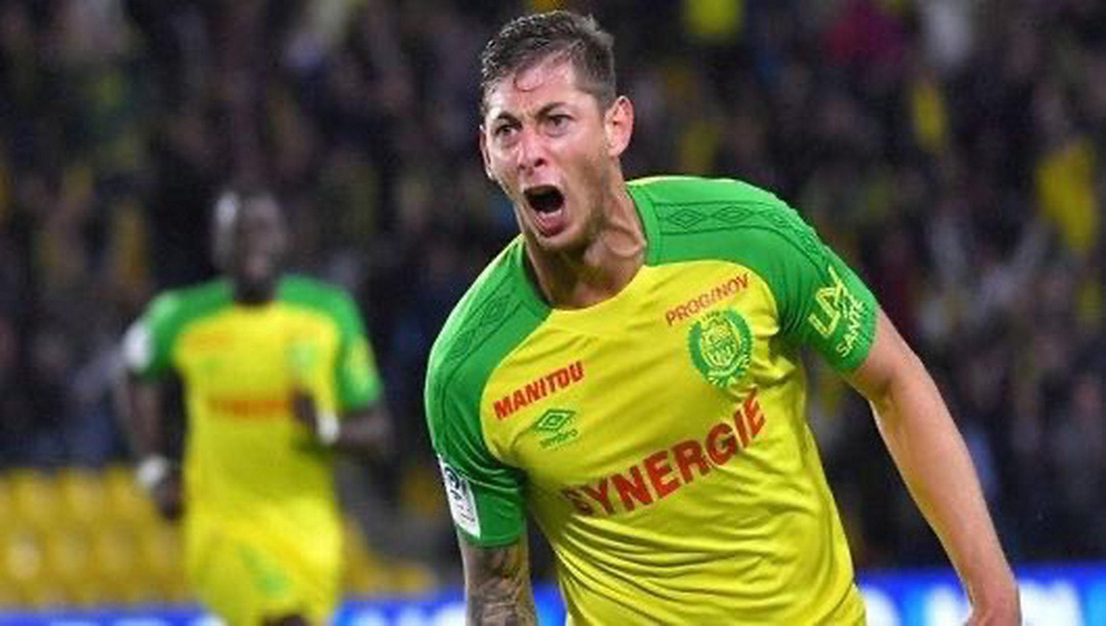 里昂客场大败南特,遭遇联赛两连败 里昂客场大败南特,遭遇联赛两连败