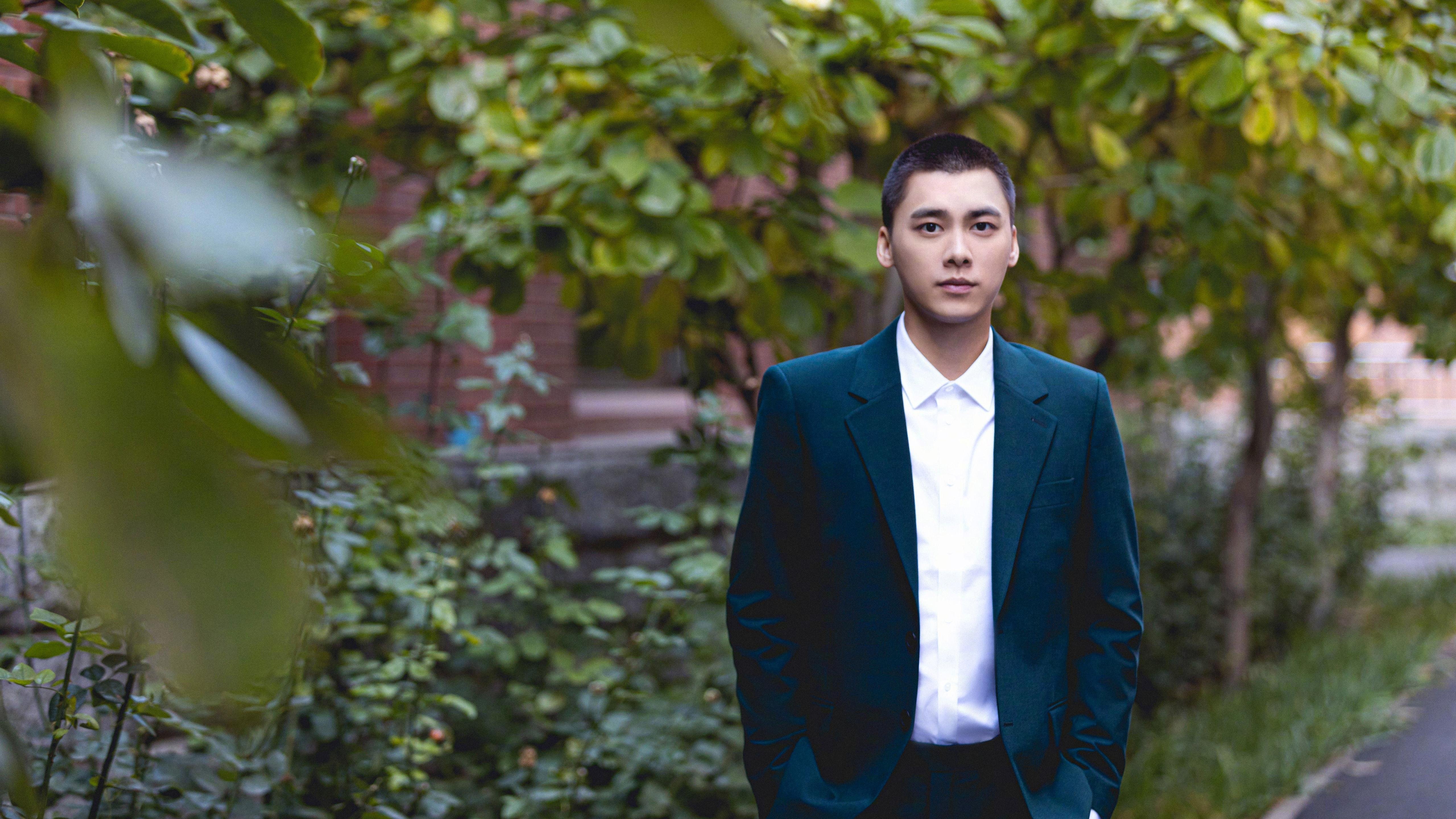 当足球之夜遇见篮球之王,德甲争冠战与詹姆斯的统治级数据