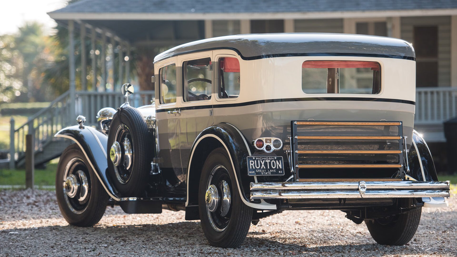 贝林厄姆破晓一击，切尔西在卡塔尔的沙漠中重塑欧洲足球版图